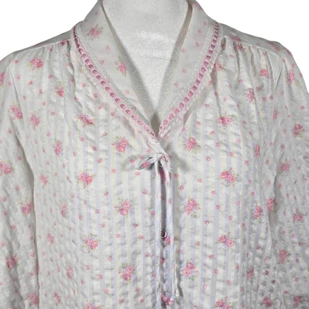Vintage Seersucker 1970s House Coat Robe Miss Elaine Floral Snap Women's Medium